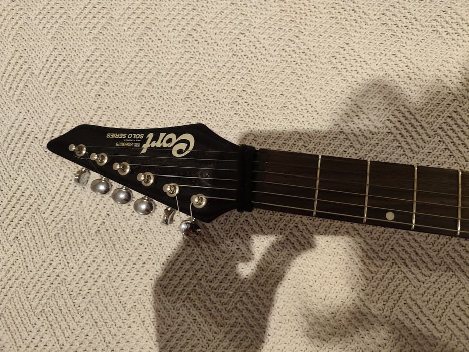 Cort Solo Series com DiMarzio