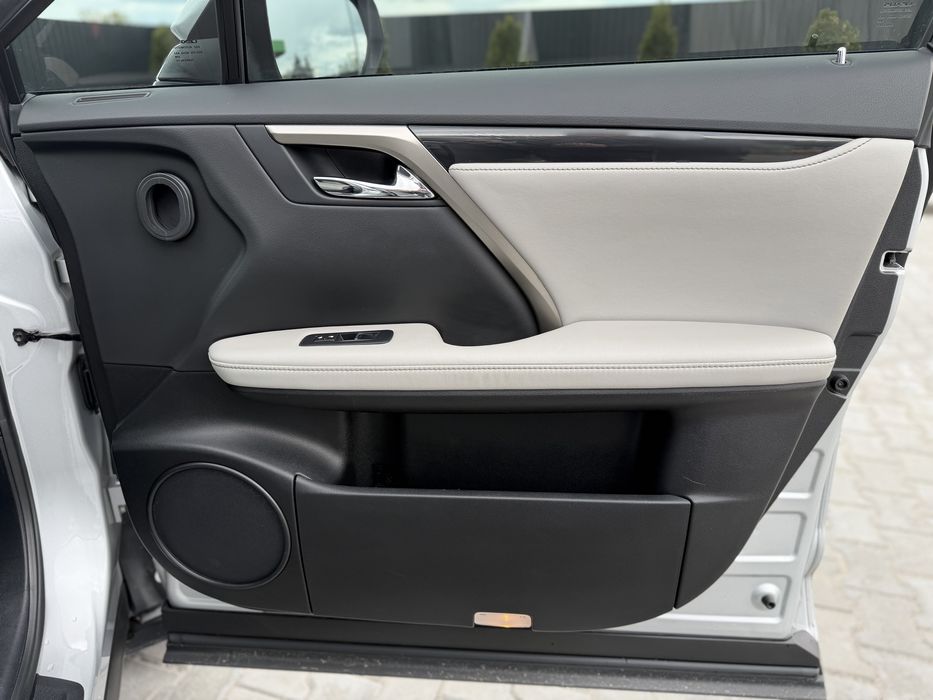 Продам лексус RX350