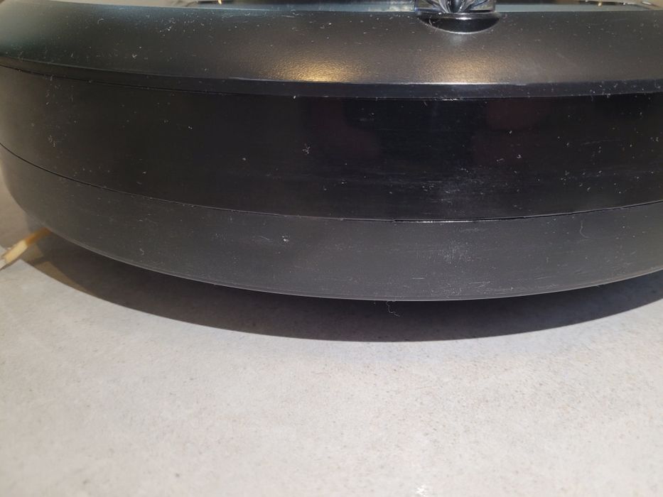 Odkurzacz ze stacją dokującą iRobot i7+