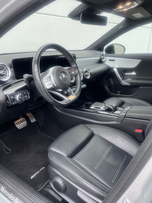 Mercedes-Benz A180 d AMG