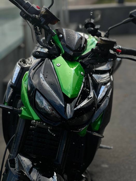 Електромотоцикл Kawasaki Z1000