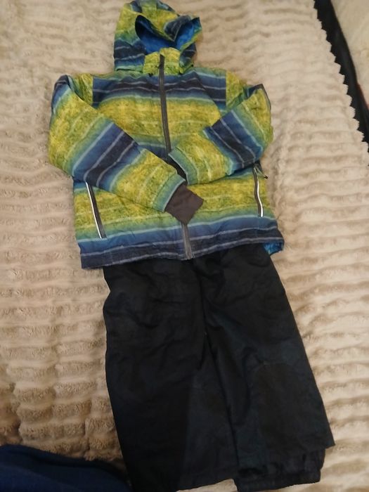 Продам лижний костюм credit 134 -140