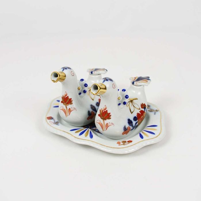 Galheteiro em porcelana da Vista Alegre da coleção "Imari"