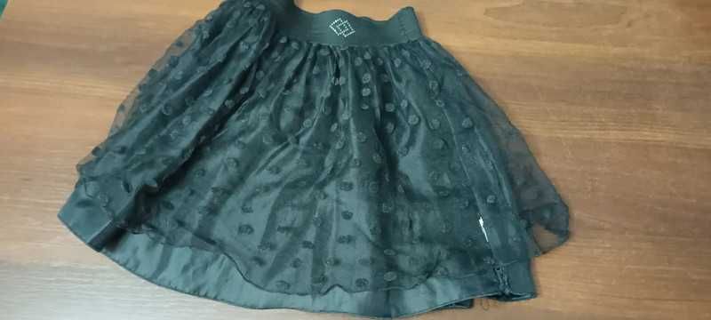 Spódniczka tiulowa czarna r 140 (110-140)