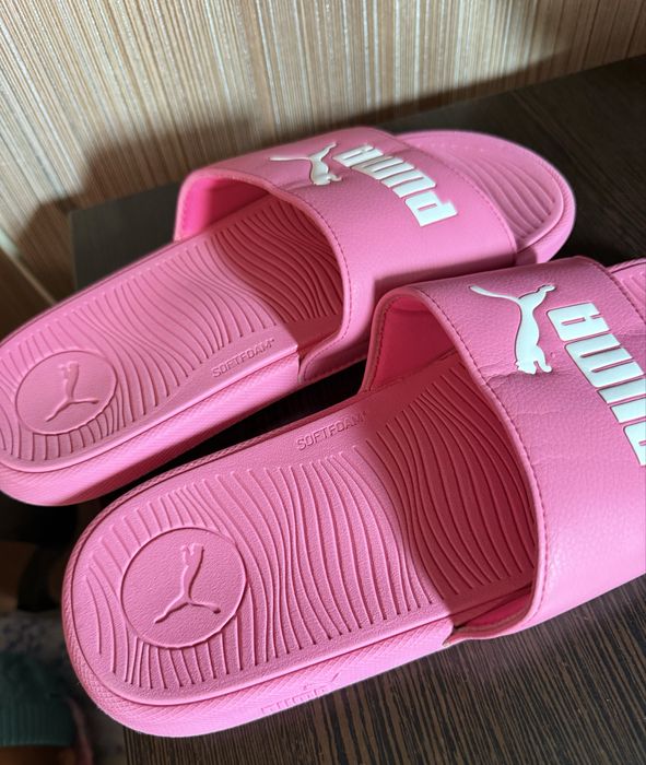 Шльопанці Puma, 38 розмір.