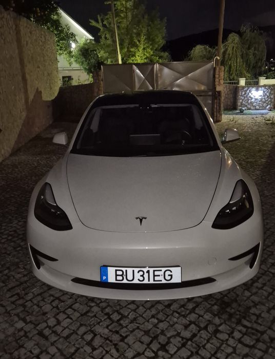 Tesla Model 3 Standard Range Plus RWD
