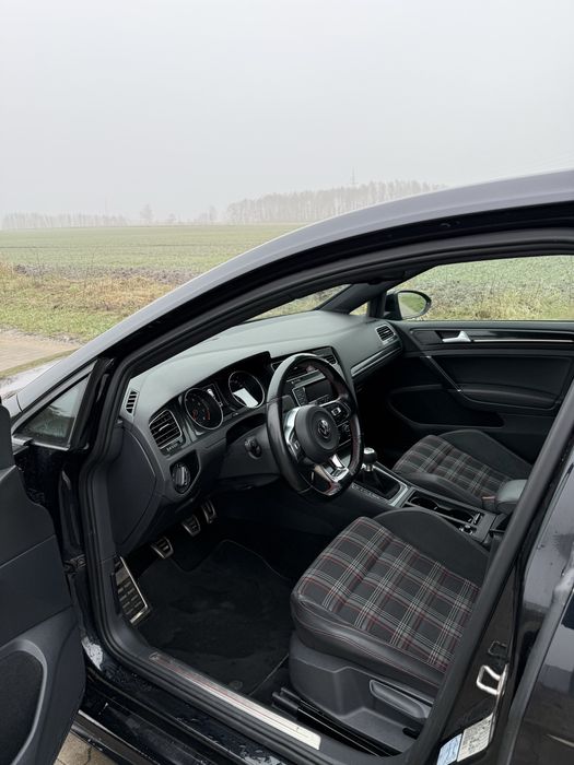 Volkswagen golf 7gti