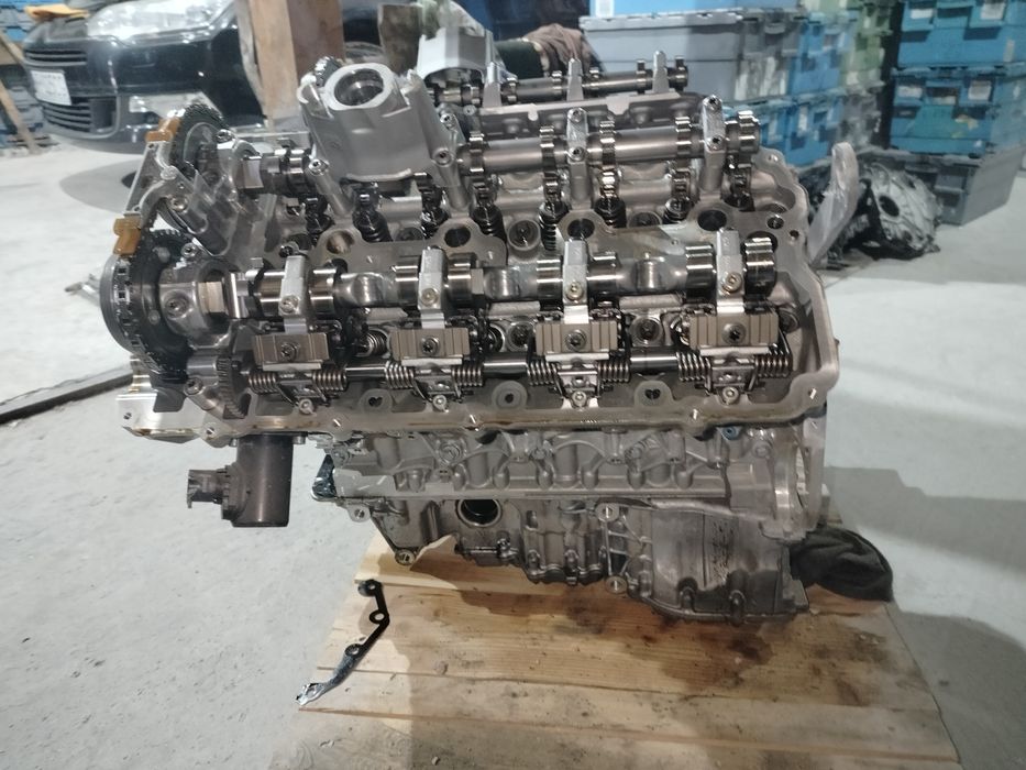 Kompletny dól silnik 4.4B. S63B44B BMW x5m x6m