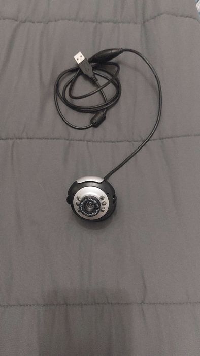 Câmara com entrada USB
