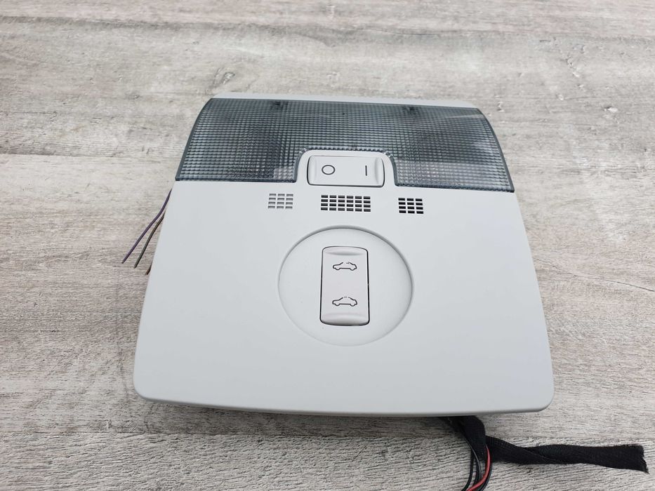 Audi A3 8P Lift Lampka podsufitki