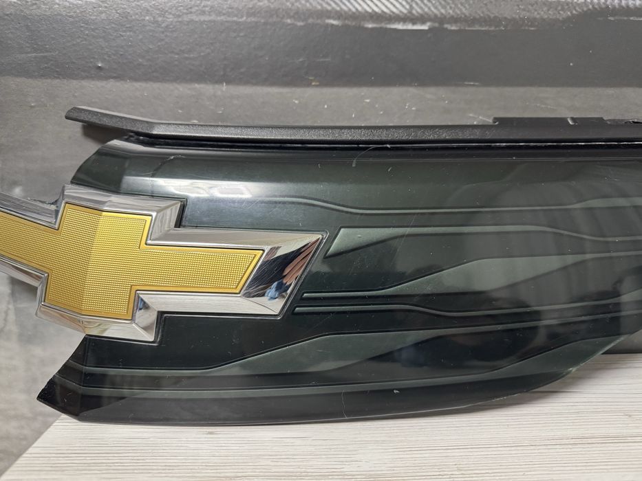 Решітка радіатора значок chevrolet bolt chevrolet разом або окремо