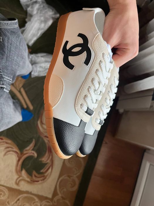 кросівки Chanel , нові