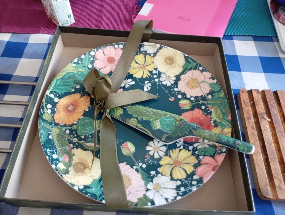 Prato de sobremesa gato preto