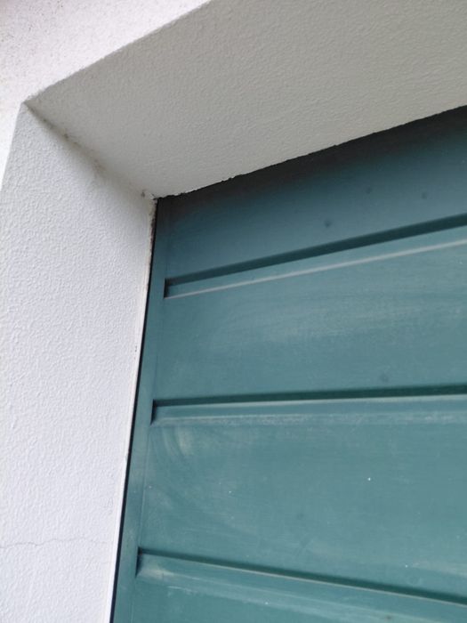 Portão manual de garagem