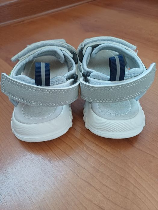 Босоніжки для хлопчика