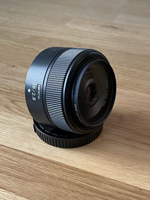Obiektyw Nikon Nikkor Z 28 2.8 + filtr Marumi Exus Lens Protect