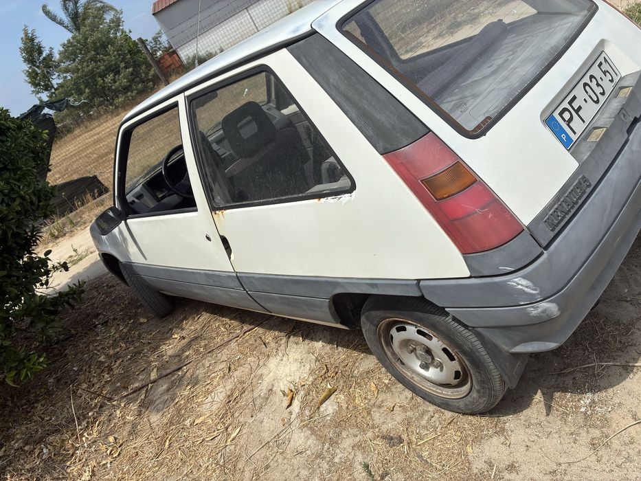 Renault 5 — fotografia 4