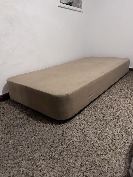 Base de cama ou sommier fixo