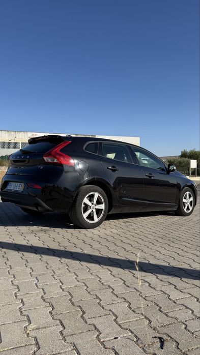 Volvo V40 T3