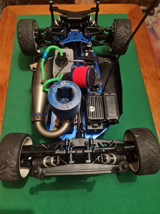 R/C kyosho Inferno GT 4WD escala 1:8