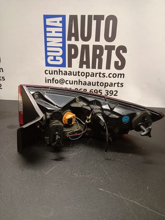 Farolim esquerdo Renault Megane IV Grandtour