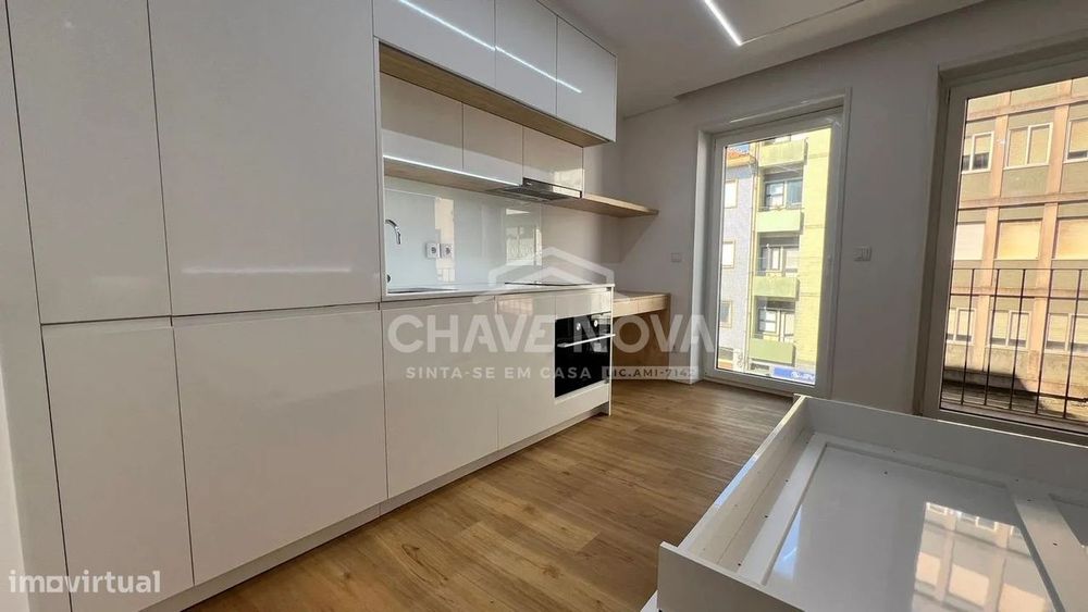 T0 Novo c/ Varanda - Studios City On