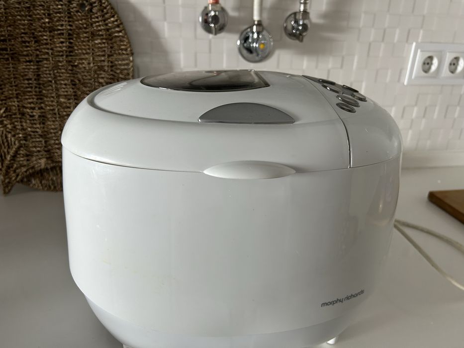 Maquina de fazer pao como nova