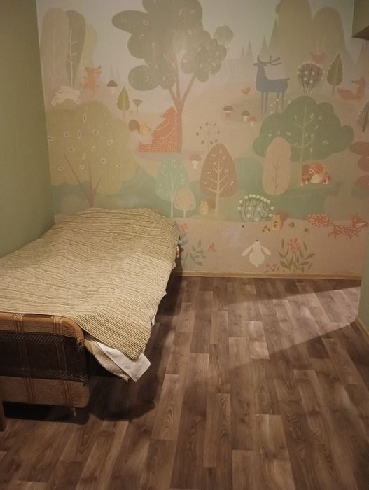 здам довгостроково 3кім. квартиру в Києві