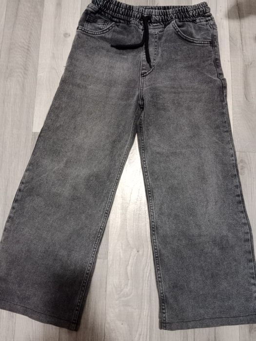 Джинси на дівчинку