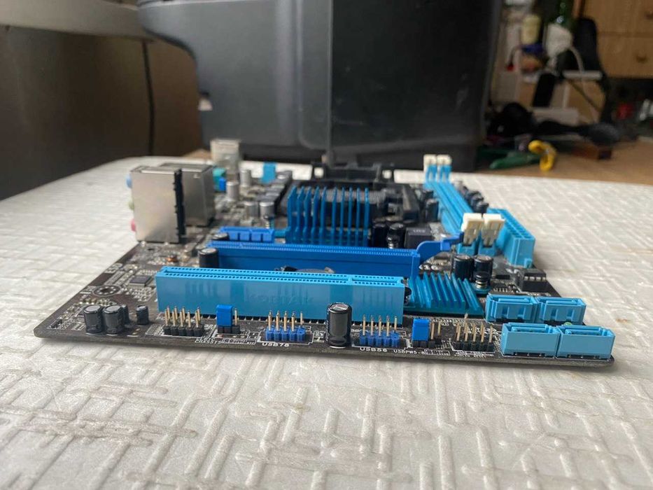 Материнская плата Asus M5A78L-M LX3 сокет AM3+