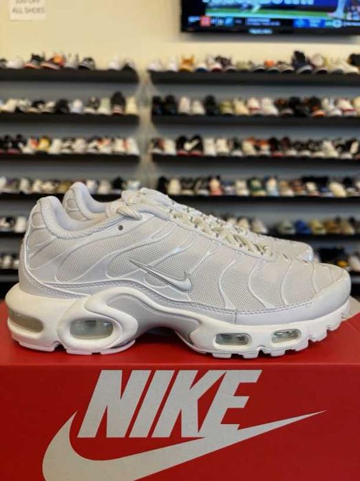 Buty męskie Trampk Nike_Air_Max_Plus_Triple_White R.42