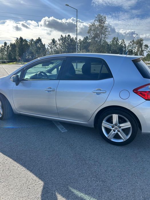 Toyota Auris 1.4D - 4D - Comfort + Pack Sport