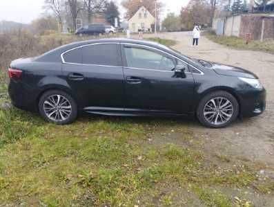 Toyota Avensis 1.8 Benzyna 2015