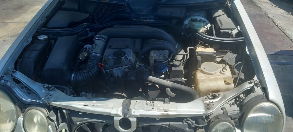 MERCEDES W210 E 220 D 2.2 DIESEL DE 1996 DISPONÍVEL PARA PEÇAS