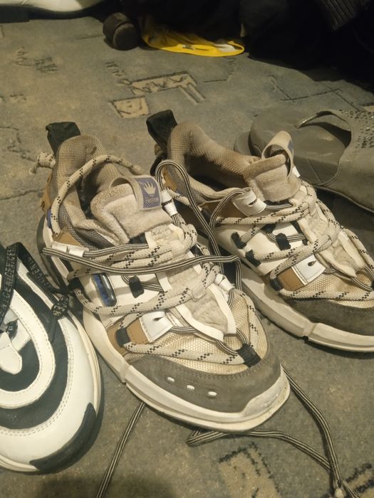 Кроссовки для города