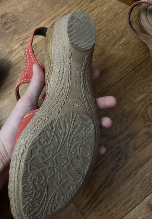 Босоніжки червоні jenny by ara