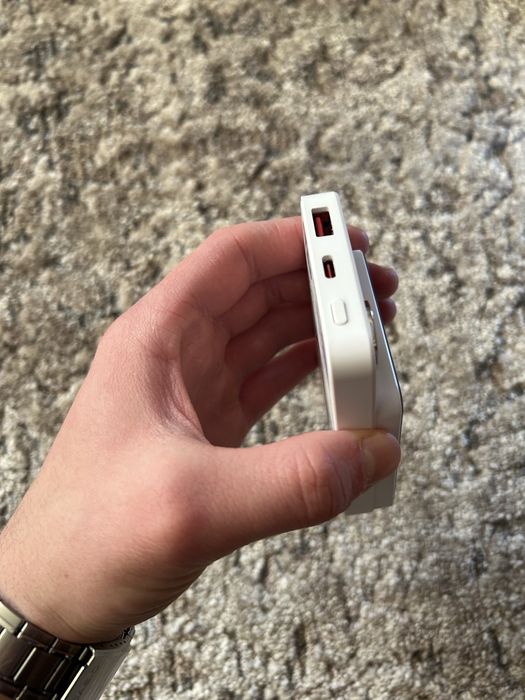 Павербанк MagSafe 10000 mAh