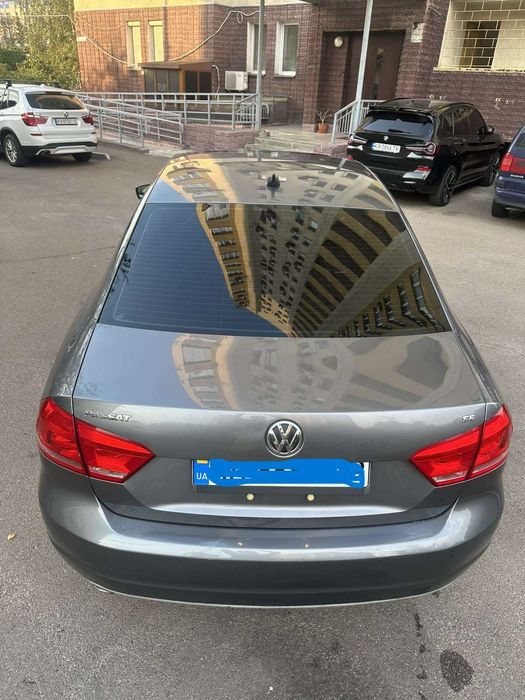 Продається Volkswagen Passat 2012 року