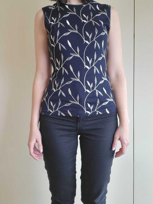 Top Azul Marinho Bordado - Lisanza