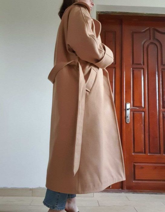 Зимове утеплене пальто