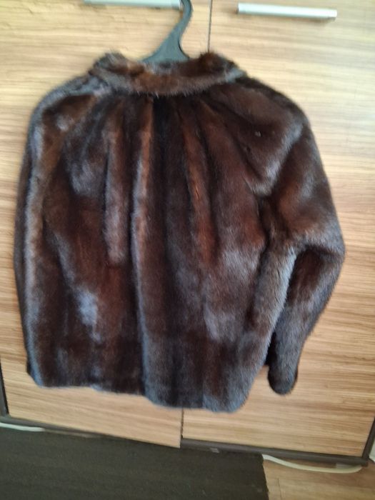 Шуба норкова коротка вживана