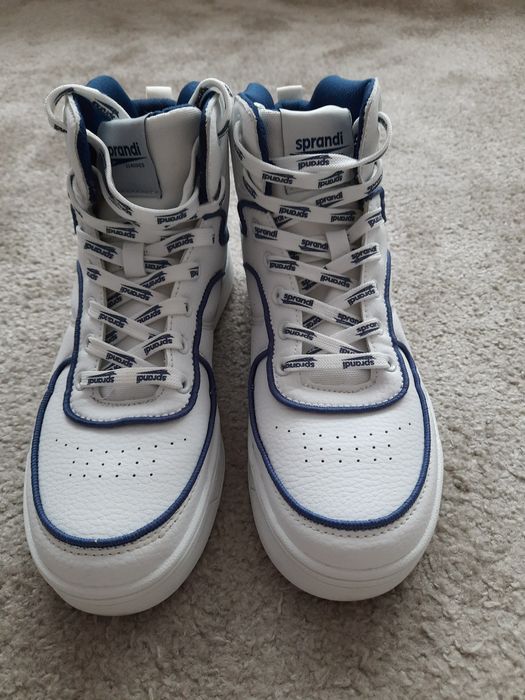 Buty sportowe firmy Sprandi, rozmiar 39