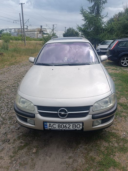 Продам Опель Омага б