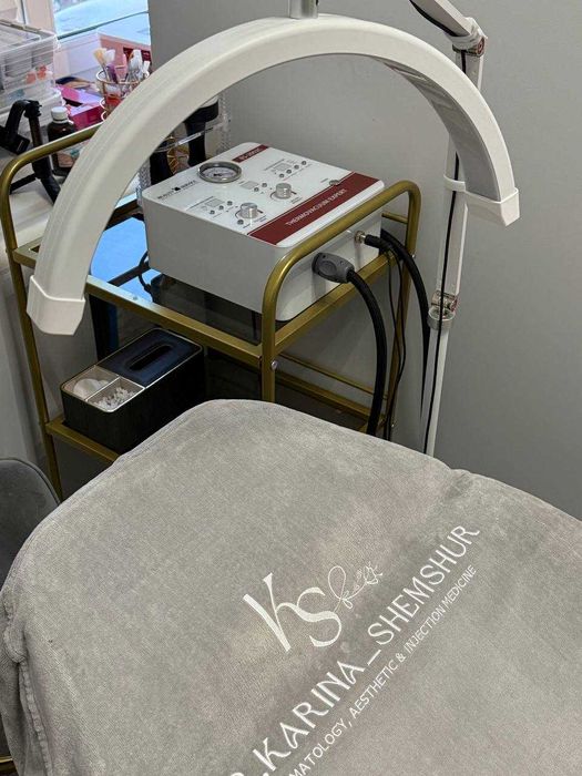 Преміальний кабінет у центрі Києва (Хрещатик) — готовий до роботи