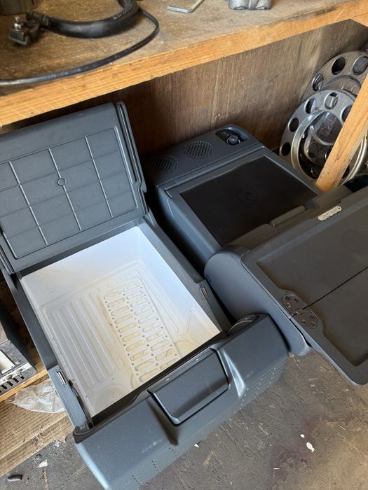 Холодильник MAN .