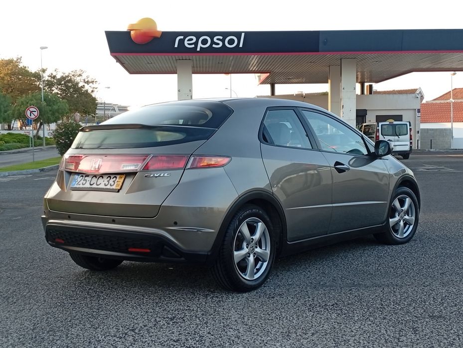 Honda Civic 1.4 gasolina ano 2006 KMS 146.000