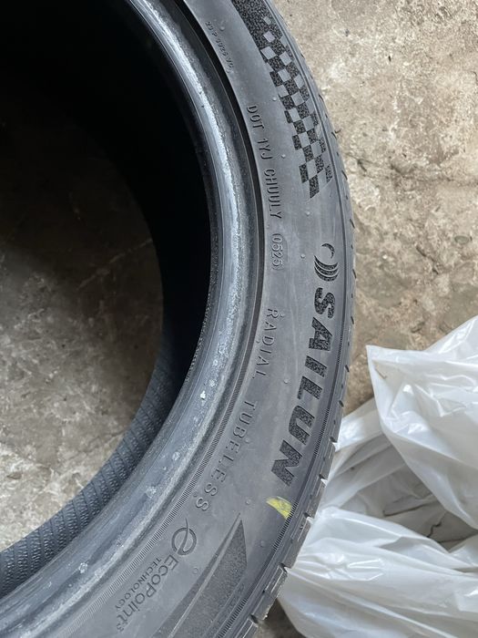 Продам резину sailun 215,50r17