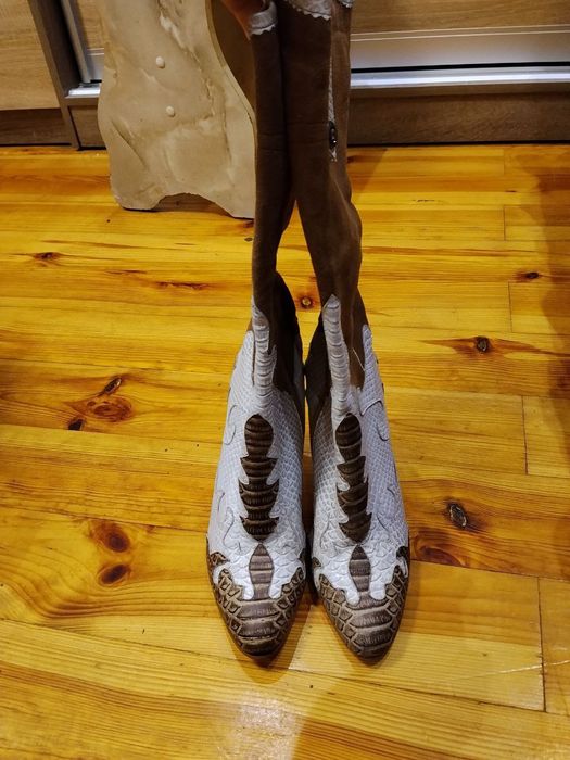 Женские сапожки размер 38