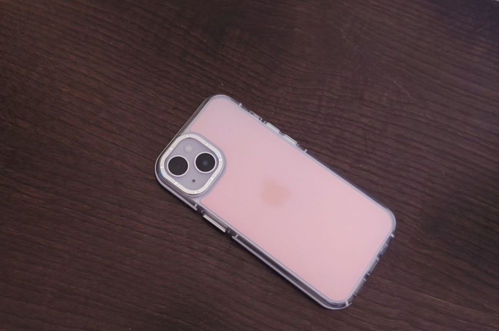 Vendo IPhone 14 5G Cor Lilás  Semi Novo   Ultima Semana  128GB  Bataria 100%