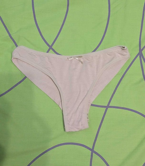 Жіночі трусики-бразиліани